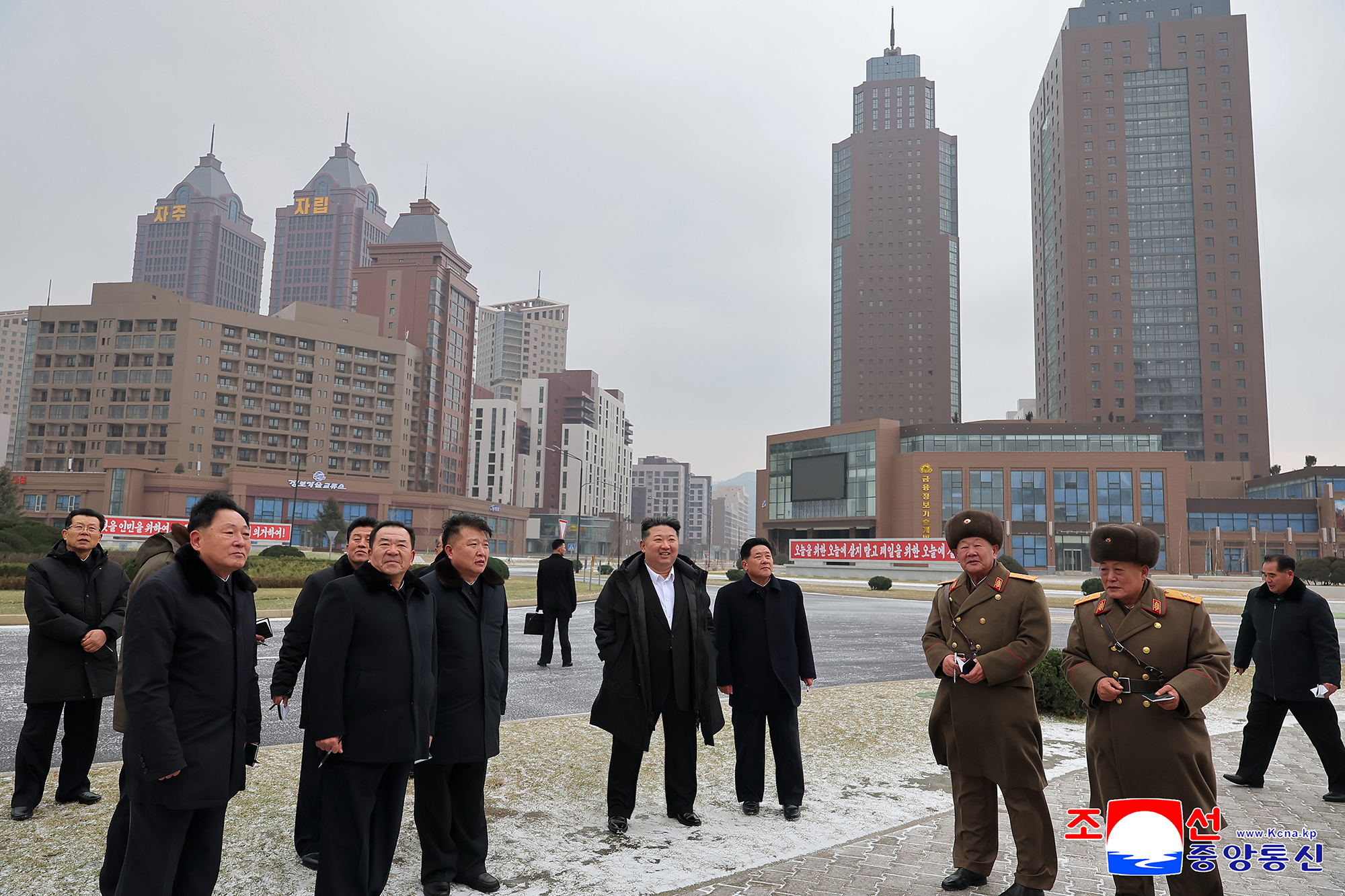 Respected Comrade Kim Jong Un guides fourth-stage construction project in Hwasong area nearing completion