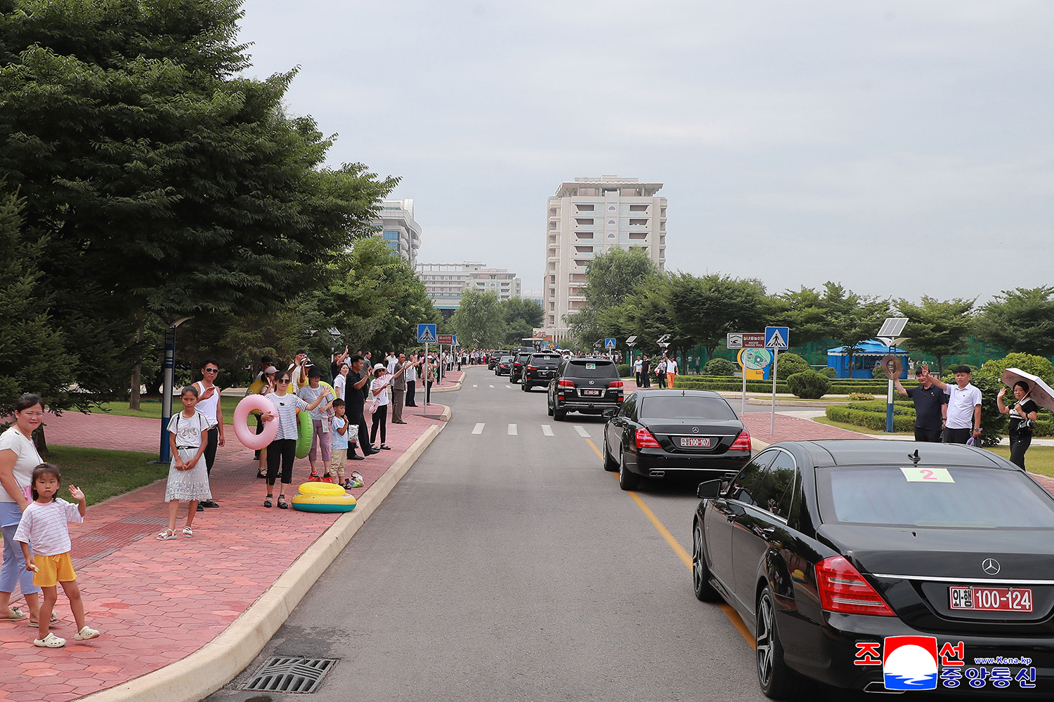 Chinese Party and government delegation visits Wonsan Kalma Coastal Tourist Area