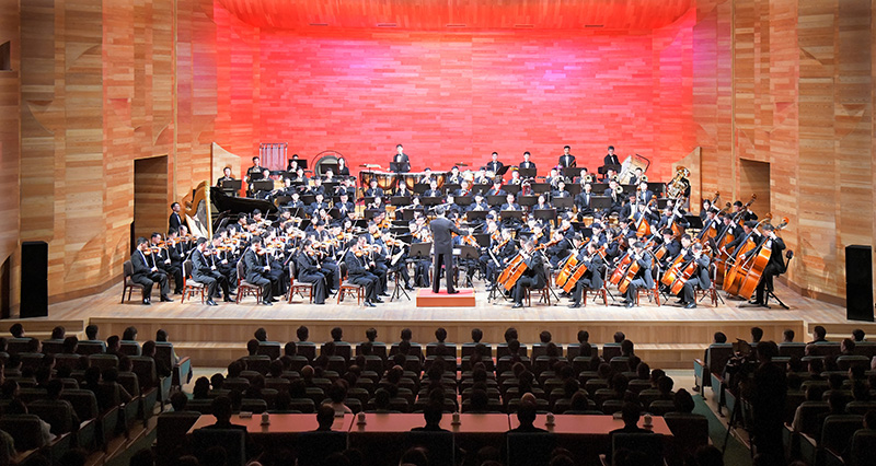 Orchestra makes brilliant history with country